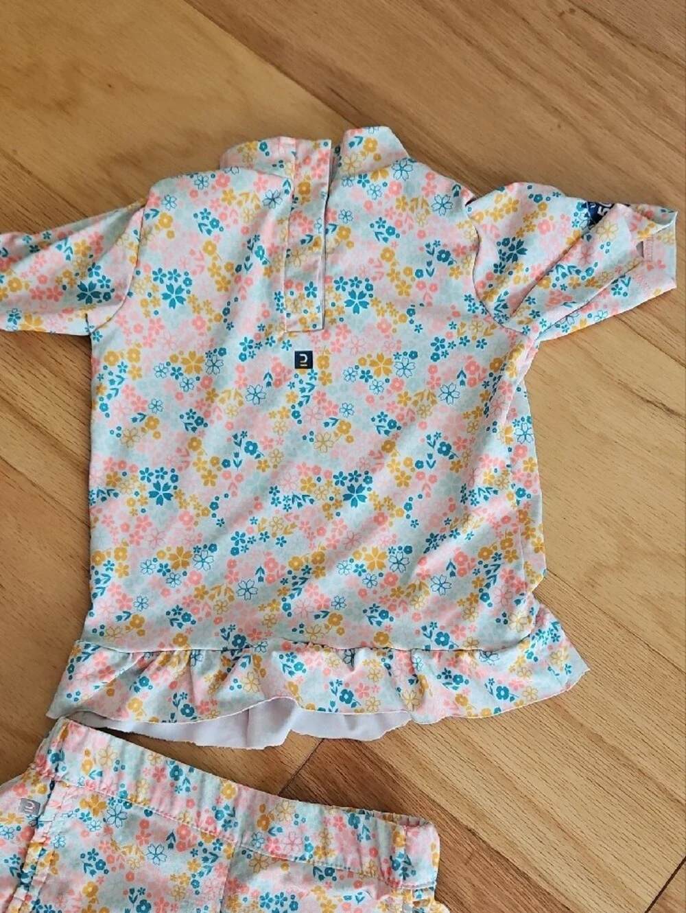 Girls Floral Rashguard And Shorts Set 2-3 Yr